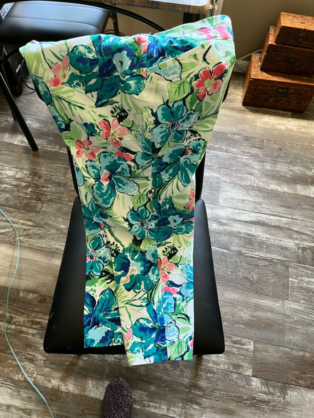 Chico's Floral Print Capris